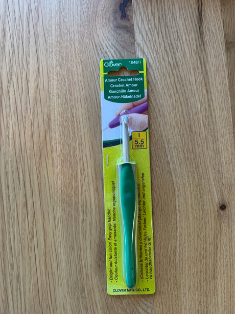 Amour Crochet Hook