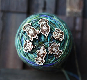 D20 Dice Stitch Markers of DND Classes