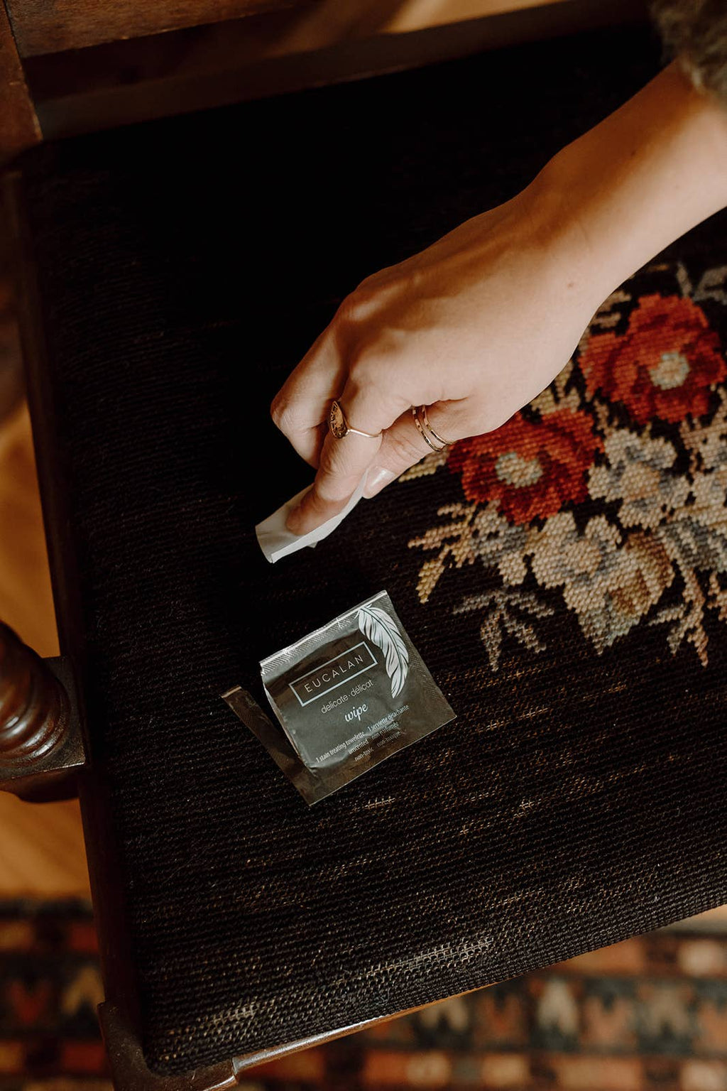 Stain Treating Towelettes | On-the-Go Fabric Care