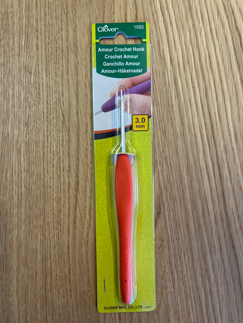 Amour Crochet Hook