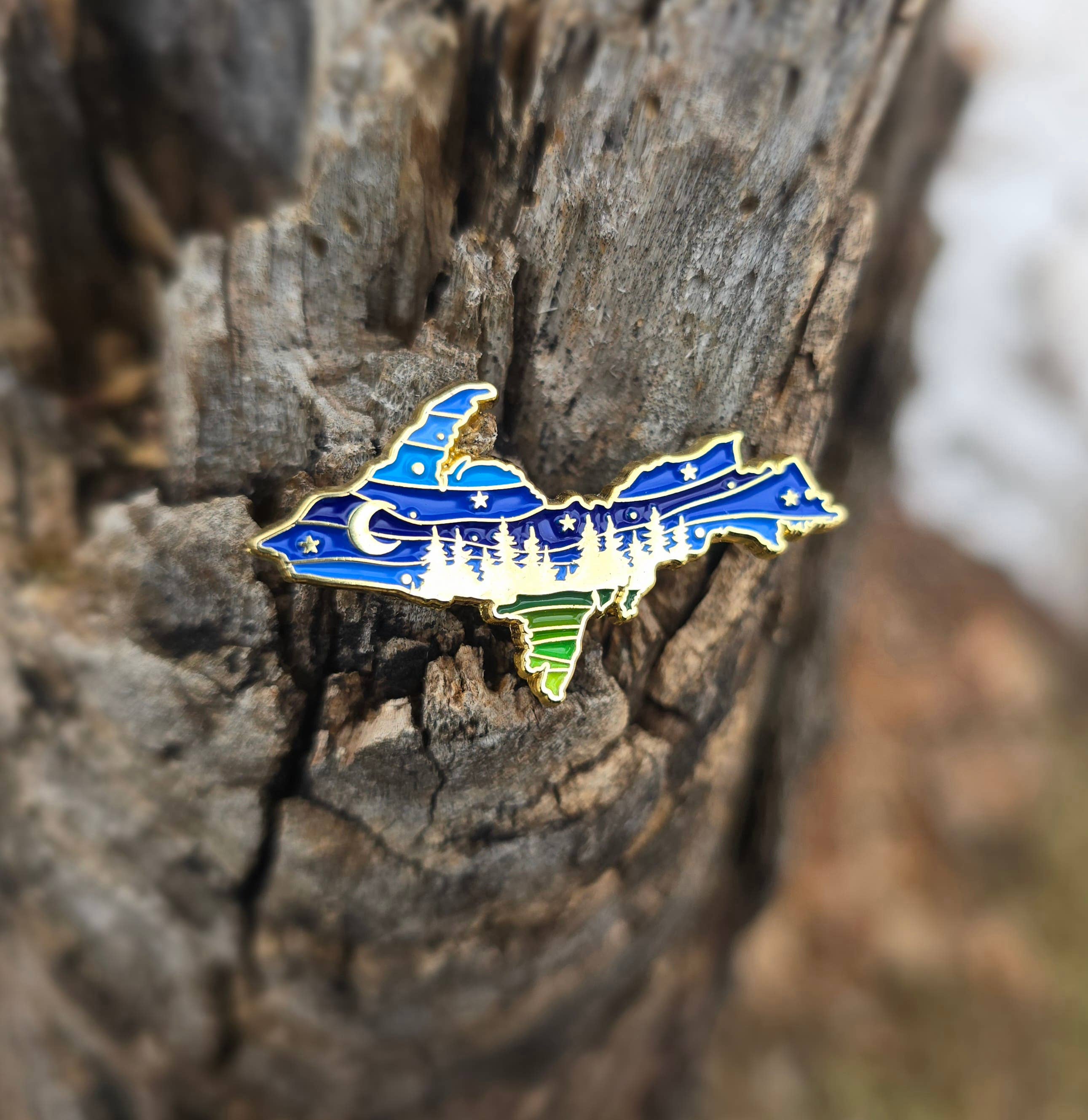 Upper Peninsula Gold Aurora Enamel Pin