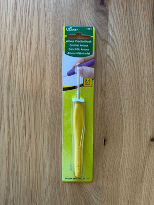 Amour Crochet Hook