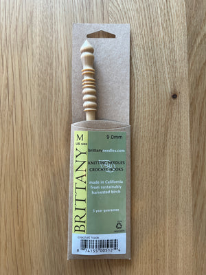 Brittany Birch Crochet Hook